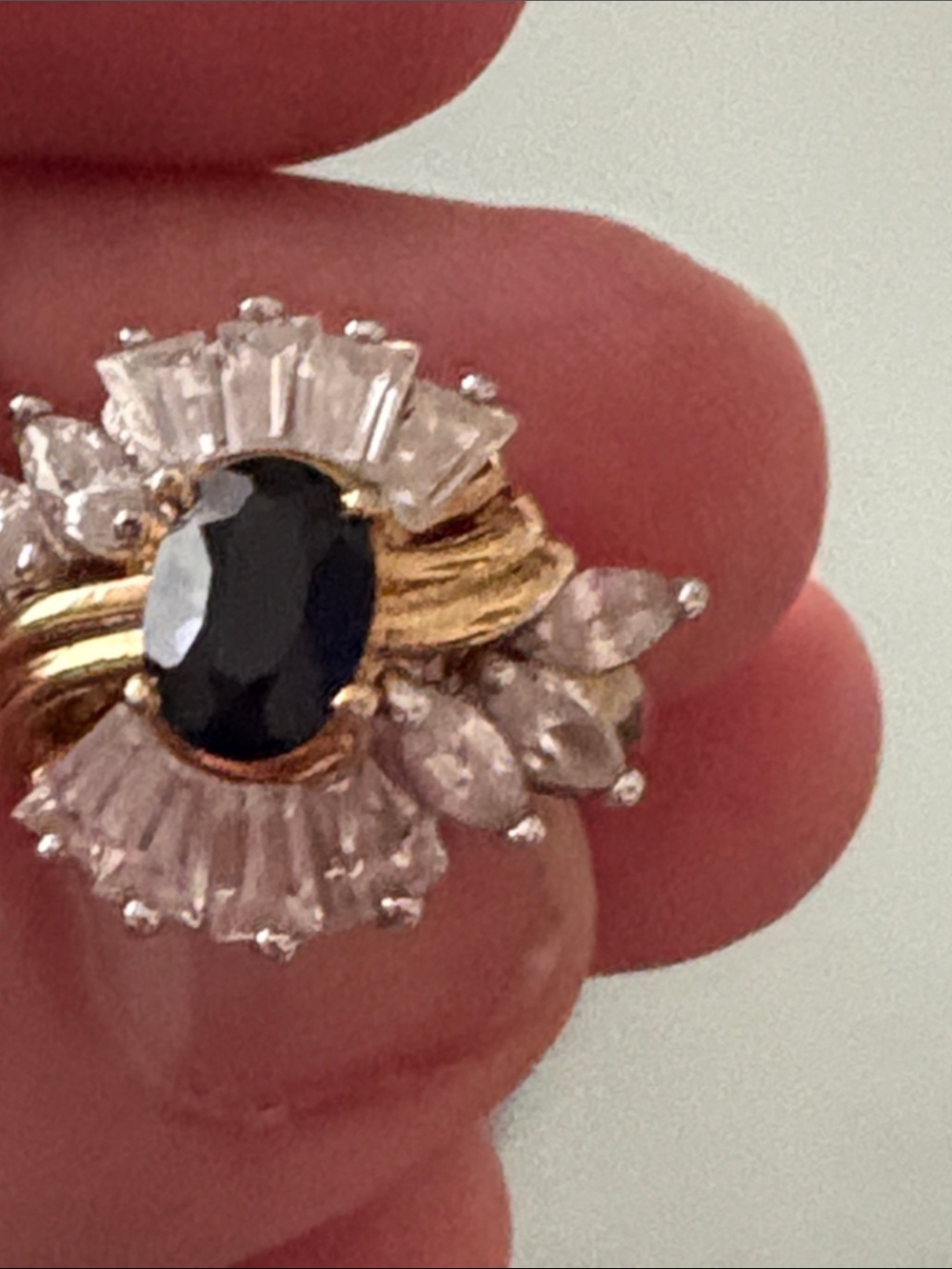 Vintage Sapphire   Ring - Picture 4 of 9